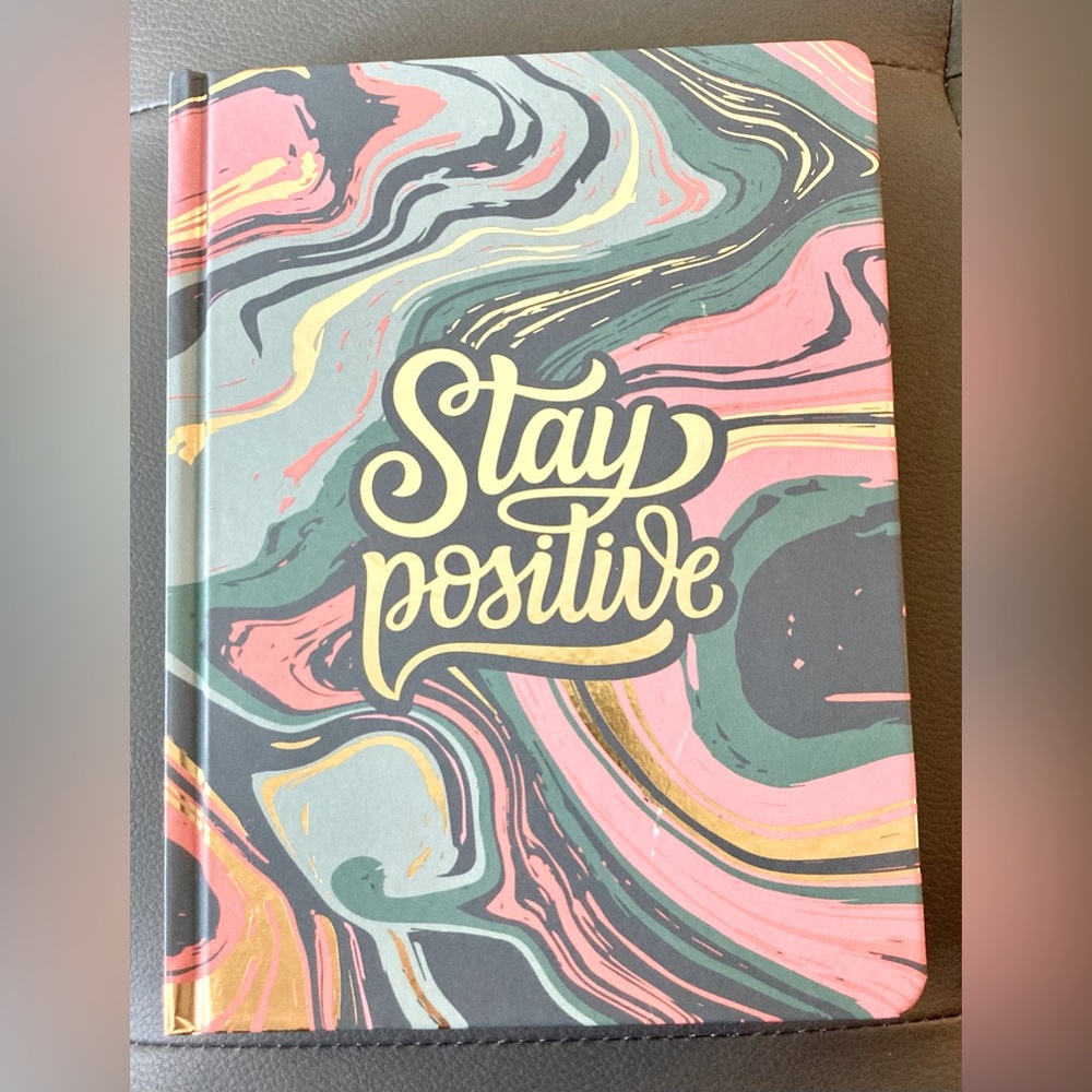 🎁BUNDLE DEAL!!🎁 Paper Studio Weekly Planner/Stay Positive Journal - Picture 6 of 10